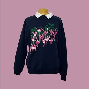 💙🌸Vintage Graphic Sweatshirt🌸💙